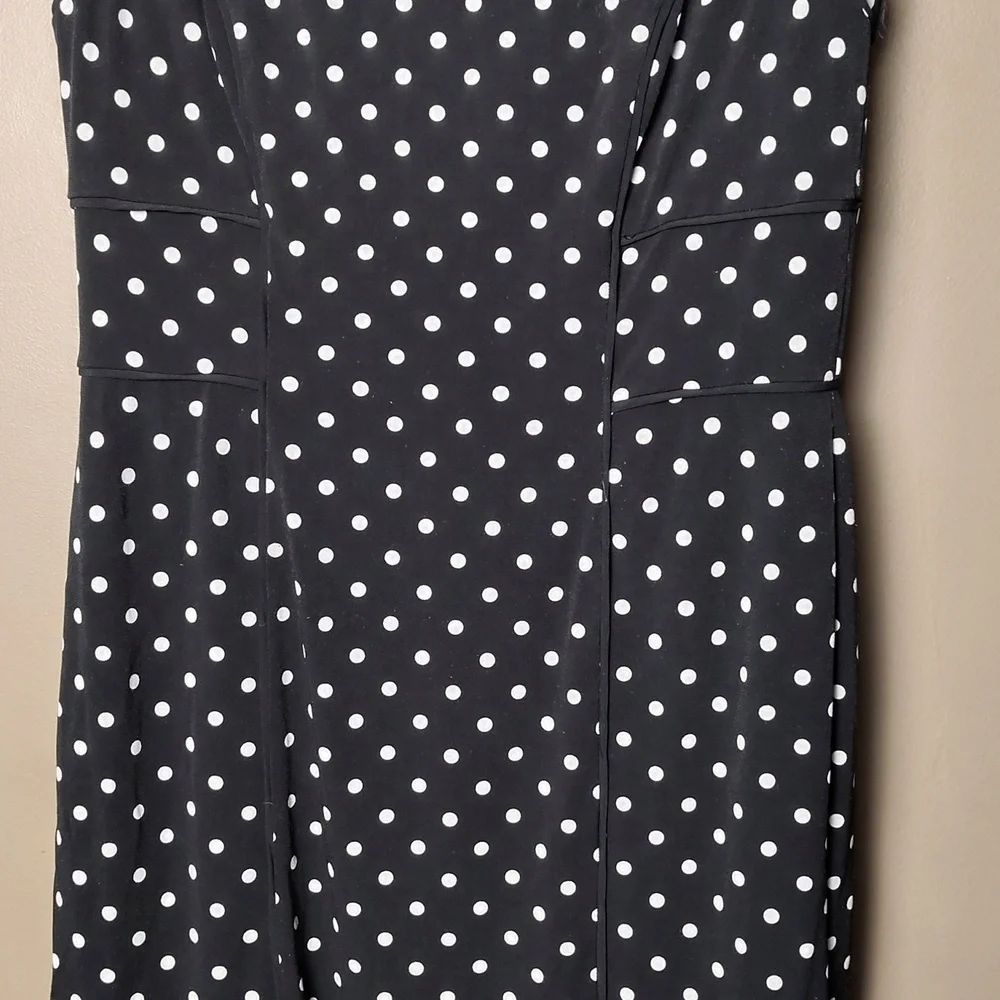 White House Black Market Lined Black Sleeveless Dress W White Polka Dots Size 6 - Picture 4 of 8
